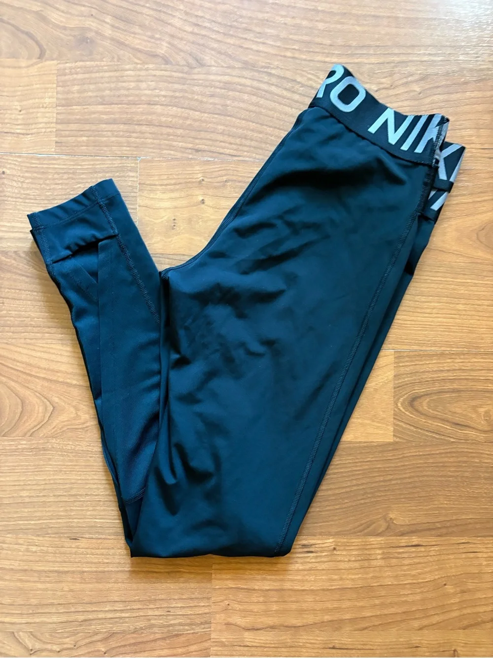 Women’s Nike Pro Black Athletic Leggings